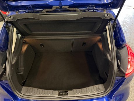 Ford Focus 1.0T EcoBoost Titanium Euro 6 (s/s) 5dr 32