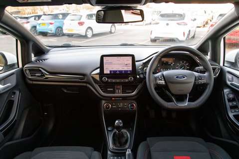 Ford Fiesta ST-LINE 3