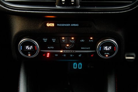 Ford Focus ST-LINE X EDITION MHEV 36