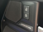 Land Rover Defender 90 D250 Hard Top X-Dynamic HSE 3 Seat 25