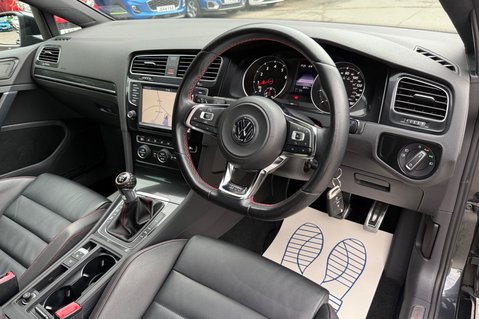 Volkswagen Golf GTI PERFORMANCE - FULL LEATHER - TWO OWNERS - ADAPTIVE CRUISE CONTROL 14