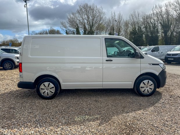 Volkswagen Transporter SWB L1H1 [SOLD MT] Low Roof Startline T28 Air Con Sensors EURO 6 5