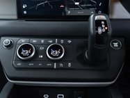 Land Rover Defender 3.0 D250 MHEV X-Dynamic SE SUV 3dr Diesel Auto 4WD Euro 6 (s/s) (250 ps) 20