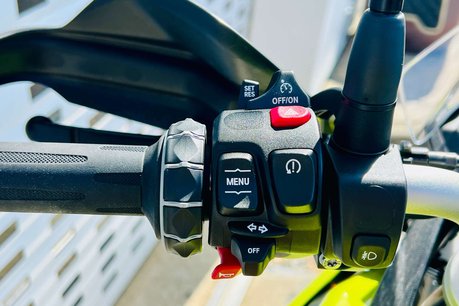 BMW F900 F 900 GS 14