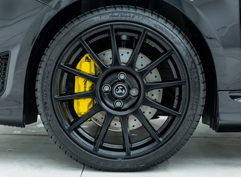 Abarth 695 Competizione 29