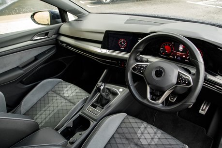 Volkswagen Golf R-LINE TSI