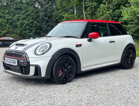 Mini Hatch 2.0 John Cooper Works Auto 3dr 11