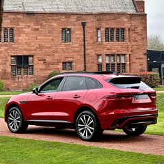 Jaguar F-Pace R-DYNAMIC BLACK 4