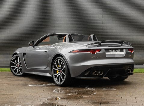 Jaguar F-Type SVR Convertible 4