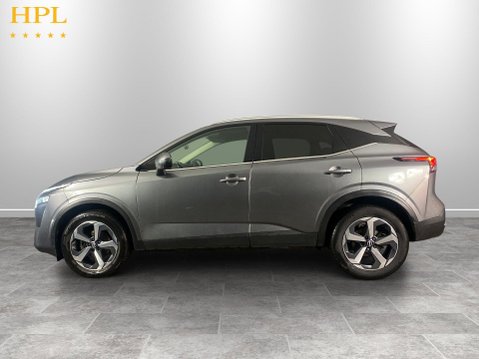 Nissan Qashqai 1.3 DIG-T MHEV N-Connecta SUV 5dr Petrol Hybrid XTRON Euro 6 (s/s) (158 ps) 4