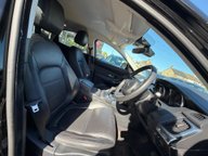 Jaguar E-Pace S 10