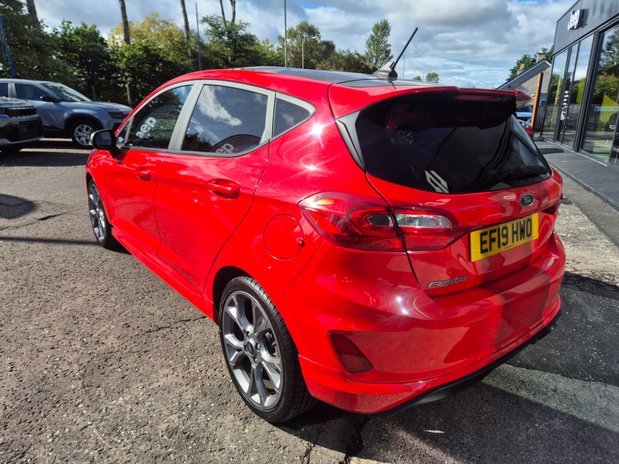 Ford Fiesta 1.0 ecoboost ST-LINE X 6