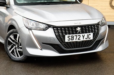 Peugeot 208 PURETECH ALLURE PREMIUM PLUS S/S 10