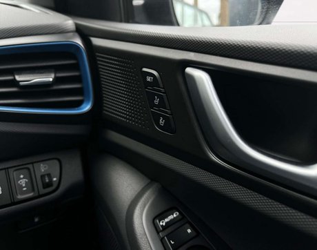 Hyundai IONIQ 1.6 IONIQ Premium SE FHEV Semi-Auto 5dr 15