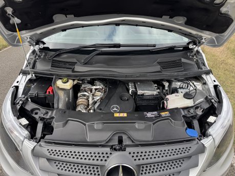 Mercedes-Benz Vito 116 BlueTec Tourer Select L3 Auto Diesel 8 SEATER/EX-LWB/PARKTRONIC 31