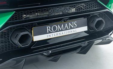 Lamborghini Huracan Tecnica 39