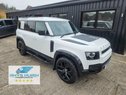 Land Rover Defender S MHEV