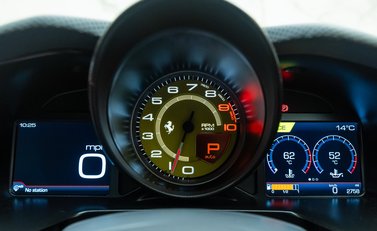 Ferrari 812 Superfast 18