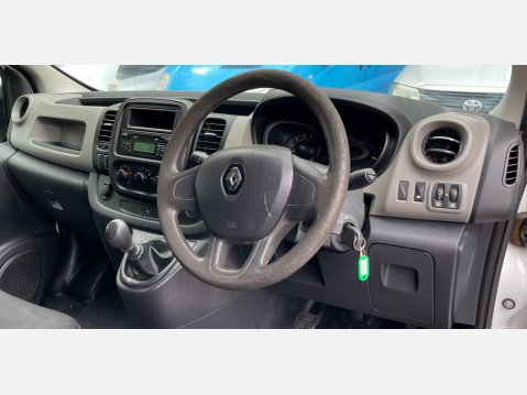 Renault Trafic 1.6 dCi ENERGY 29 Business LWB High Roof Euro 5 (s/s) 5dr 28