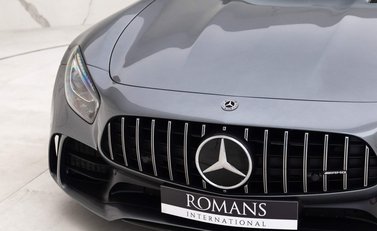 Mercedes-Benz G Series AMG GT R PREMIUM 19