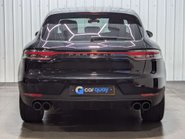 Porsche Macan 2.0 Macan Semi-Auto 4WD 5dr 35