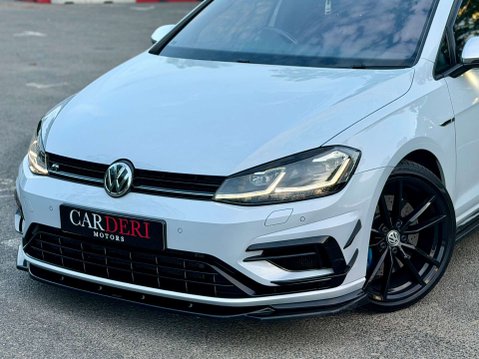 Volkswagen Golf 2.0 Golf R TSi Semi-Auto 4WD 5dr 12