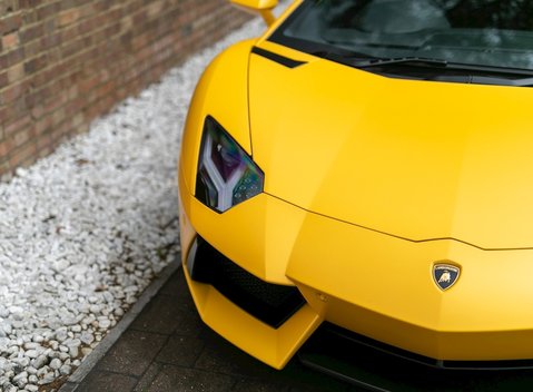Lamborghini Aventador LP700-4 20