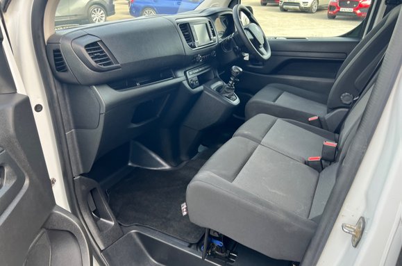 Citroen Dispatch M 1400 ENTERPRISE EDITION BLUEHDI S/S 29