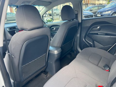 Kia Rio 1.25 SR7 Euro 6 5dr 27