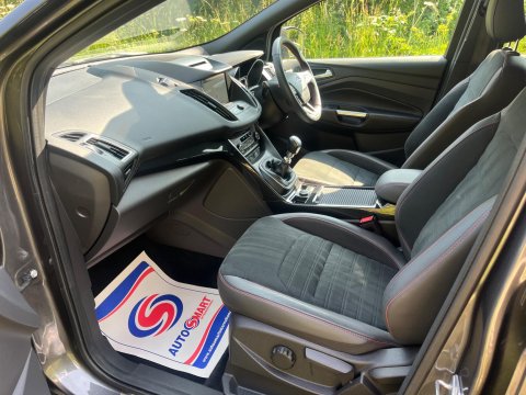 Ford Kuga ST-LINE TDCI 15