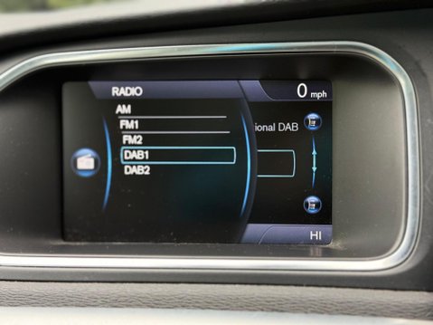 Volvo V40 1.6 D2 SE Lux Nav Euro 5 (s/s) 5dr 16