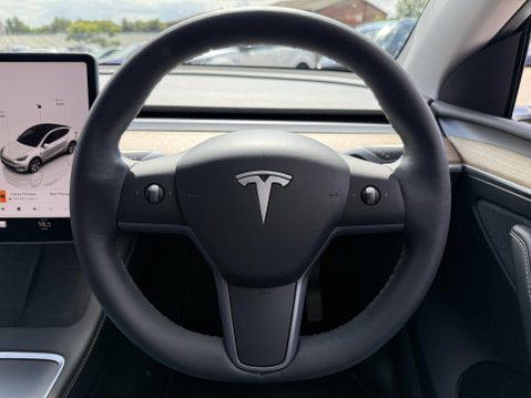 Tesla Model Y (Dual Motor) Long Range SUV 5dr Electric Auto 4WDE (384 bhp) 34