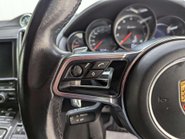 Porsche Cayenne 4.8 Cayenne V8 T Tiptronic S 4WD 5dr 71