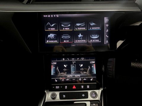 Audi E-Tron 50 Technik SUV 5dr Electric Auto quattro 71.2kWh (11kW Charger) (313 ps) 17