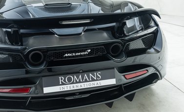 McLaren 720S Spider 35