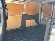 Ford Transit Connect 240 L2 120 ps Limited Panel Van 10
