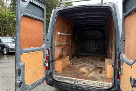 Renault Master LM35 BUSINESS PLUS DCI LWB -RARE COLOUR -FULL SERVICE HISTORY -DEMO +1 OWNR 34