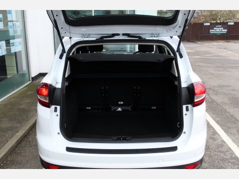 Ford C-Max TITANIUM 37