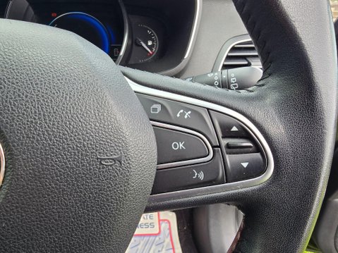 Renault Megane 1.6 dCi Dynamique Nav Euro 6 (s/s) 5dr 23