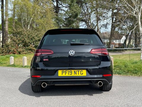 Volkswagen Golf 2.0 TSI GTI Performance Euro 6 (s/s) 3dr 28