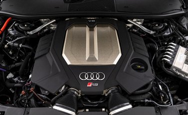 Audi RS6 Avant Carbon Black 31