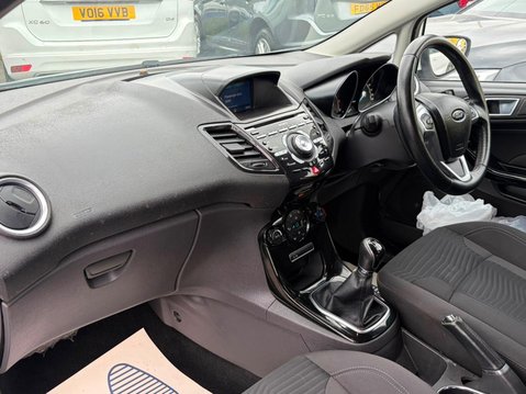 Ford Fiesta 1.0T EcoBoost Titanium Euro 5 (s/s) 5dr 20