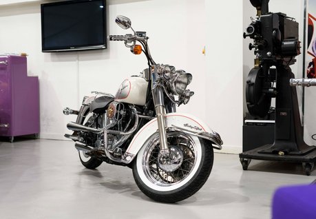 Harley-Davidson Heritage FLSTN