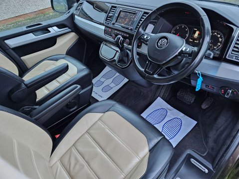 Volkswagen Caravelle 2.0 BiTDI BlueMotion Tech Executive MPV 5dr Diesel DSG 4Motion Euro 6 (s/s) 18