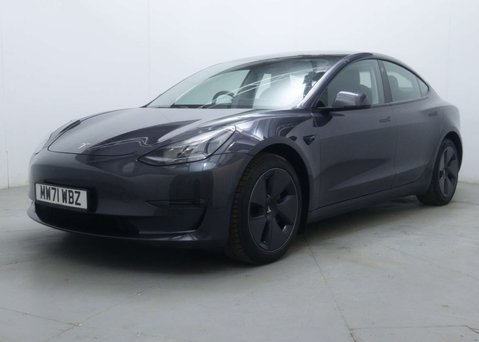 Tesla Model 3 Model 3 Long Range AWD 4WD 4dr 7