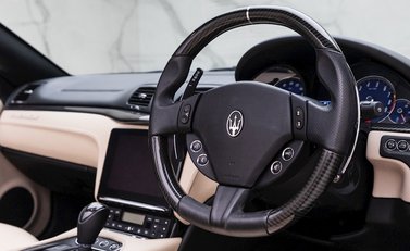 Maserati Grancabrio Sport 12