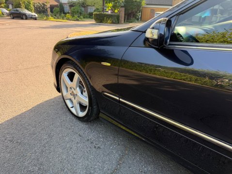 Mercedes-Benz CLK 3.0 CLK280 Sport Cabriolet 7G-Tronic 2dr 32