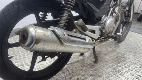 Yamaha YBR 125 2007 12K RUNNING PROJECT BIKE SPARES OR REPAIR LEARNER BIKE 125CC 13