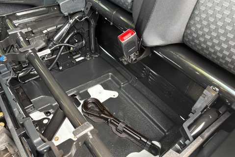 Ford Transit 350 L4 H3 130 ps Trend Panel Van - Air Con 16