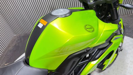 Benelli BN 2025 ONLY 4K IDEAL COMMUTER / LEARNER BIKE 125CC NAKED 20